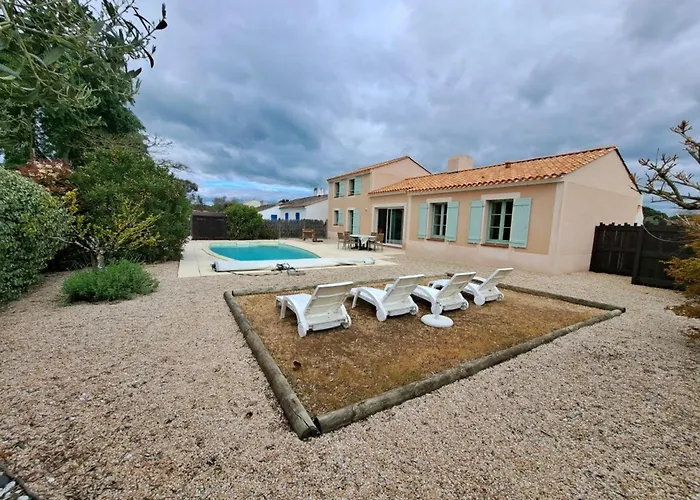 Maison familiale charmante avec piscine privée et parking à Saint-Jean-de-Monts - FR-1-323-576 Hébergement de vacances
