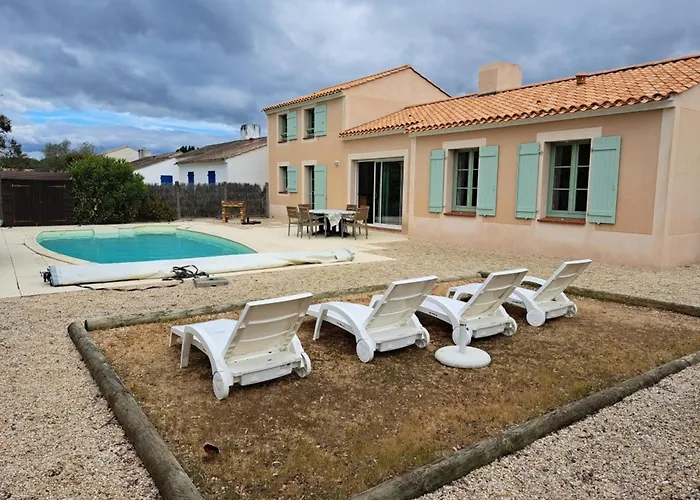 Maison familiale charmante avec piscine privée et parking à Saint-Jean-de-Monts - FR-1-323-576 Hébergement de vacances
