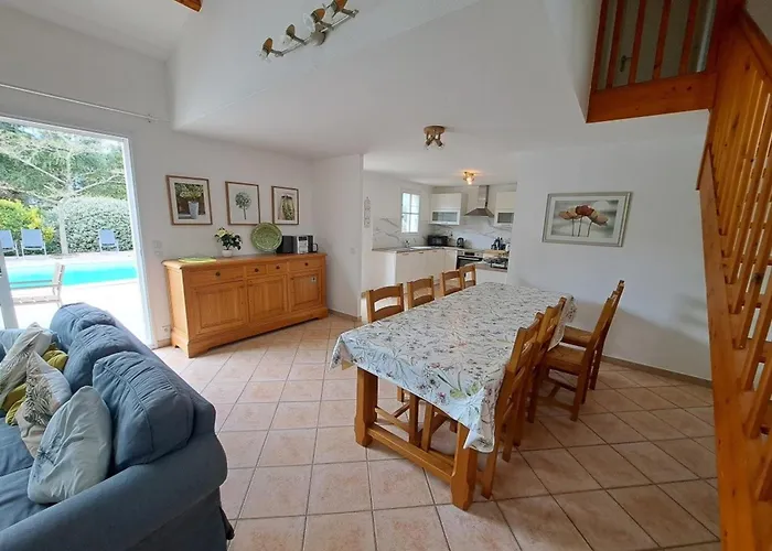 Maison familiale charmante avec piscine privée et parking à Saint-Jean-de-Monts - FR-1-323-576 * Saint-Jean-de-Monts